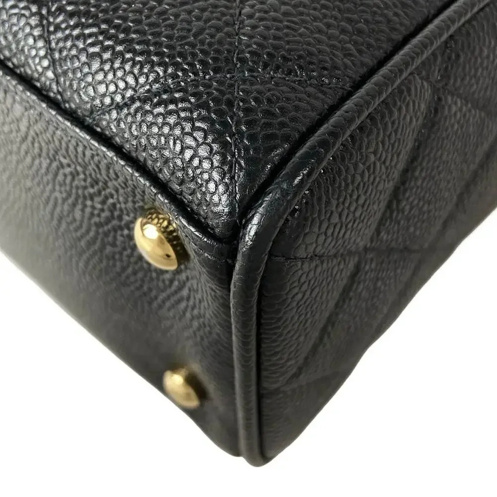 CHANEL matelasse handbag