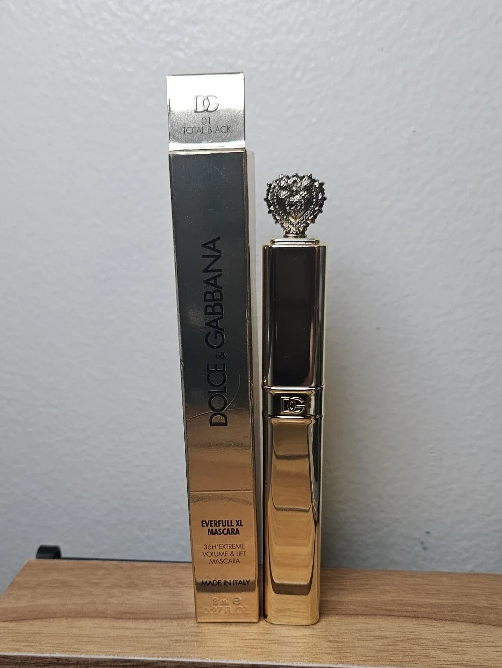 Dolce & Gabbana Everfull XL Mascara in Total Black 01 8ml