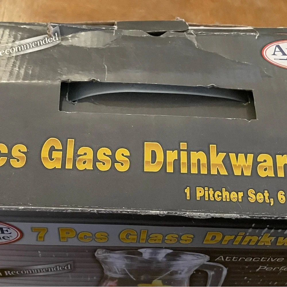NWT Alpine Cuisine 7 pieces floral glass drinkware set: pitcher & 6 glasses
