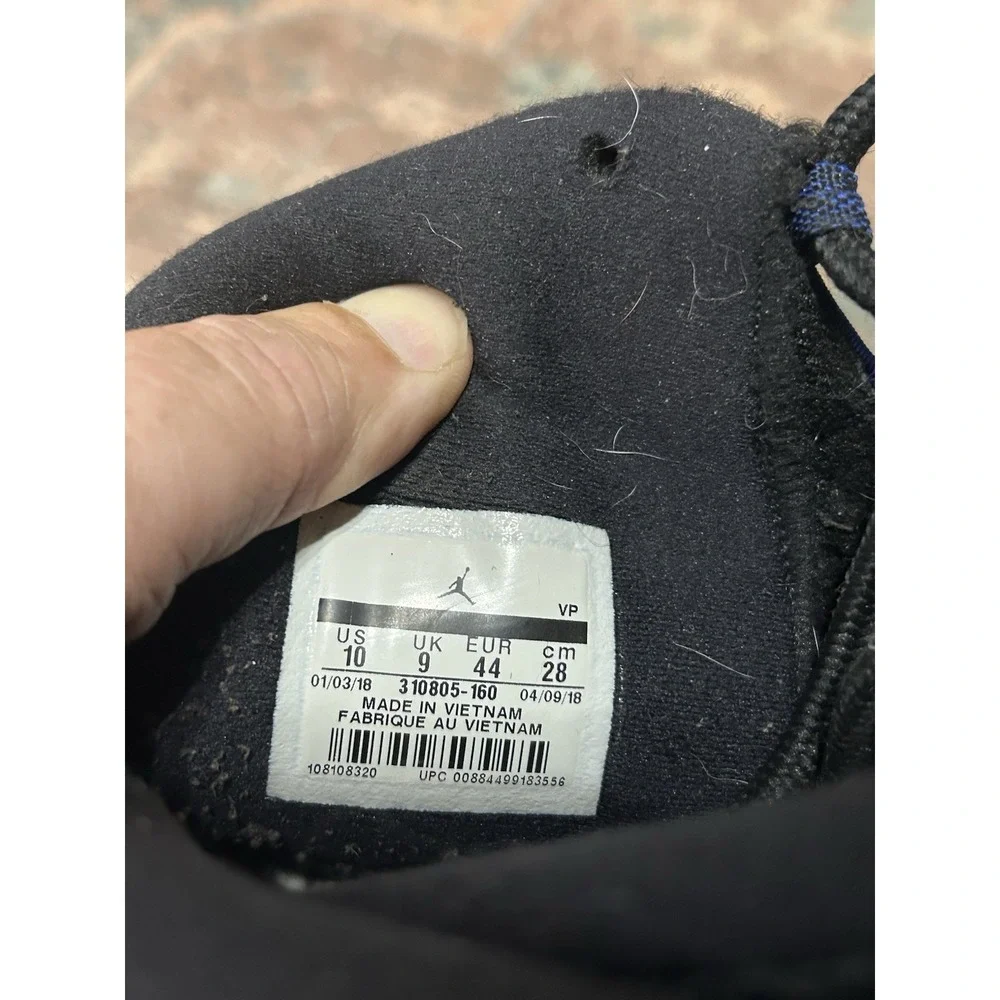 Jordan selling pair