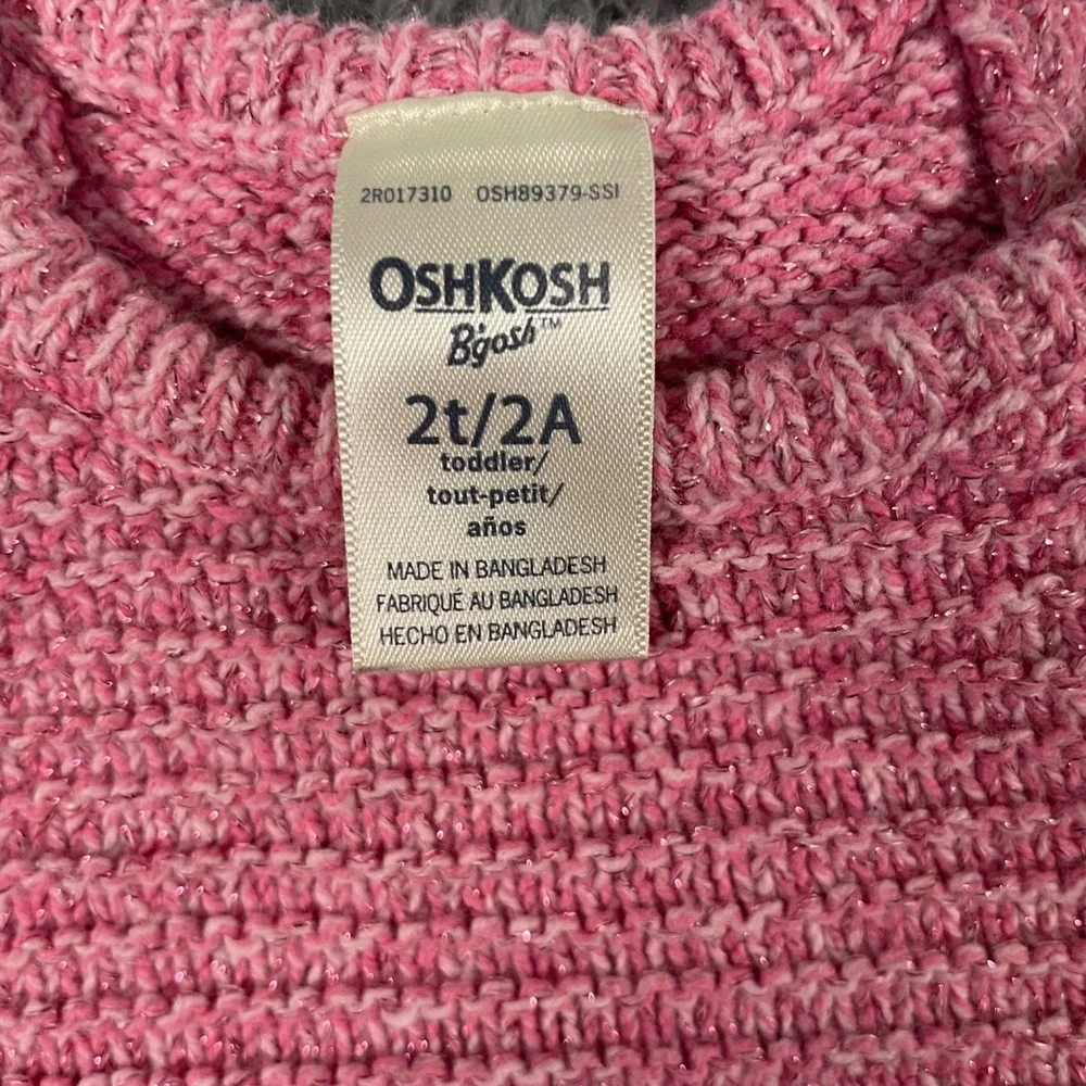OshKosh Bgosh features style