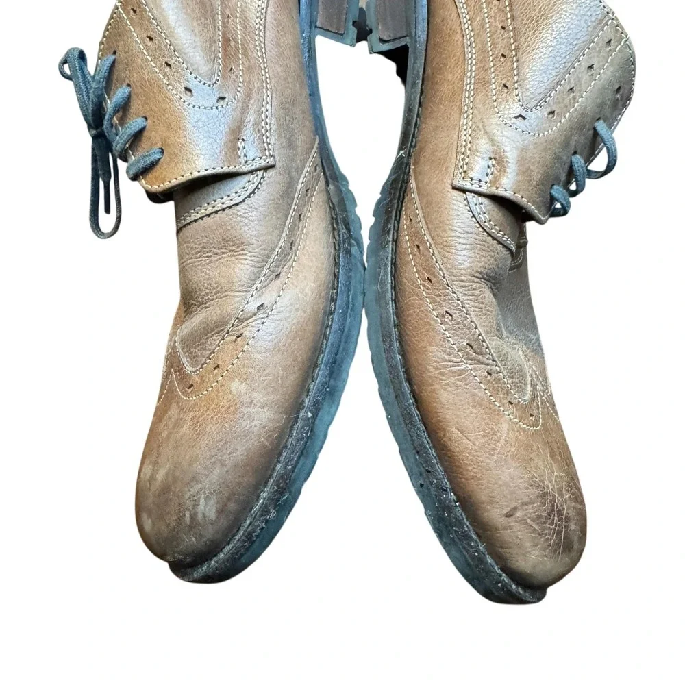 Steve Madden brand steve