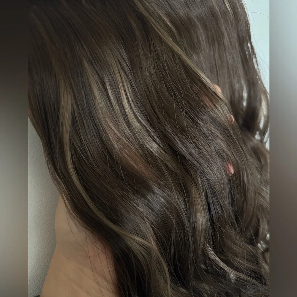 22” Clip-In Hair Extension Brown with Blonde Highlights Wavy | Volume Hairpiece