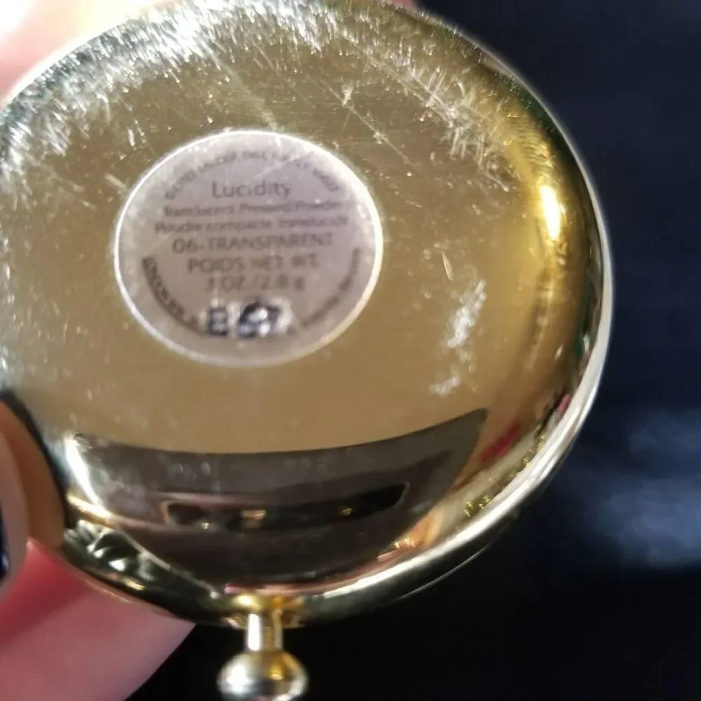 Estee Lauder pressed shape lauder