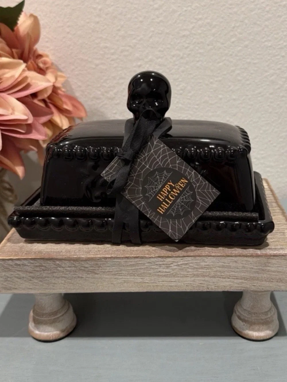 Cobwebs & Cauldron Halloween Skull Handle Covered Butter Dish, Black New
