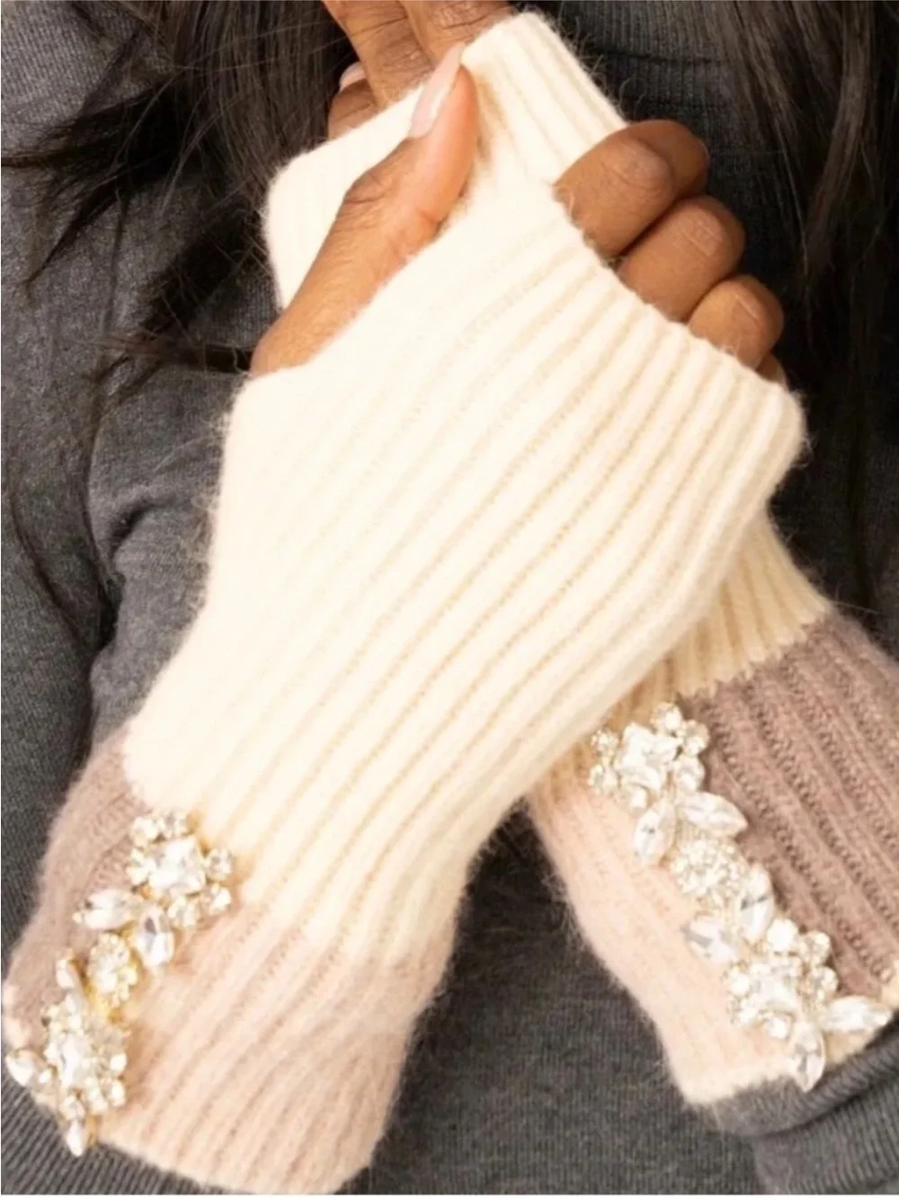 Crystal Knit Embelished Fingerless Gloves  Adrienne Landau NWT $79 $150