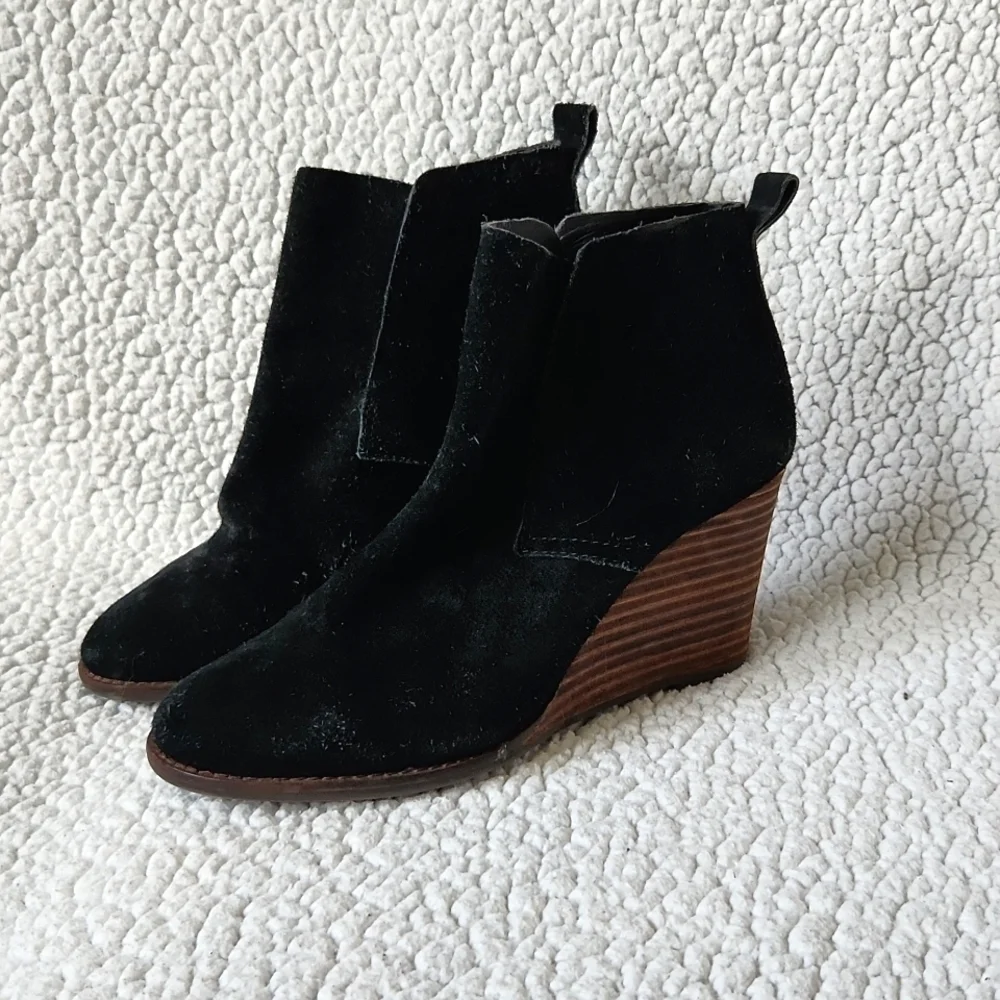 Lucky Brand genuine leather stacked wooden wedge heel boots