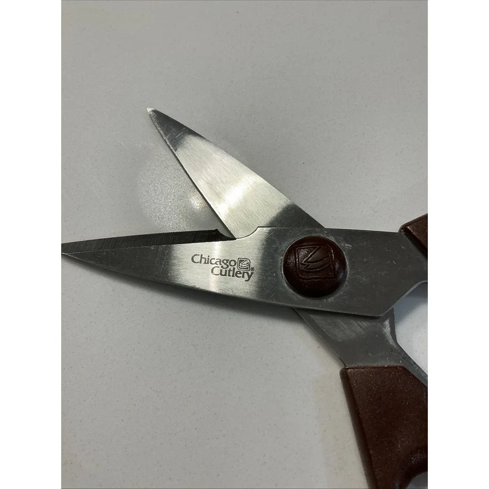 Chicago Cutlery good clean