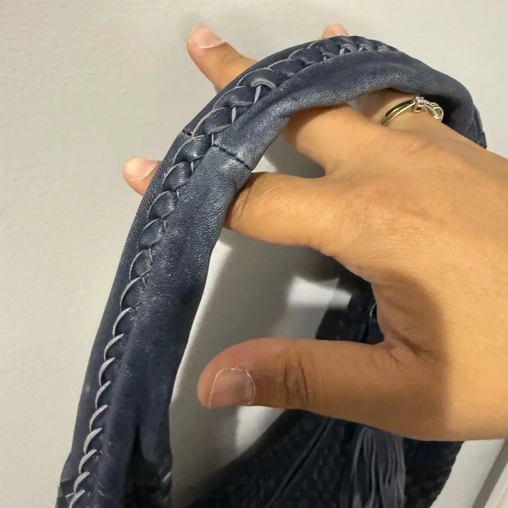 N/A elegant woven