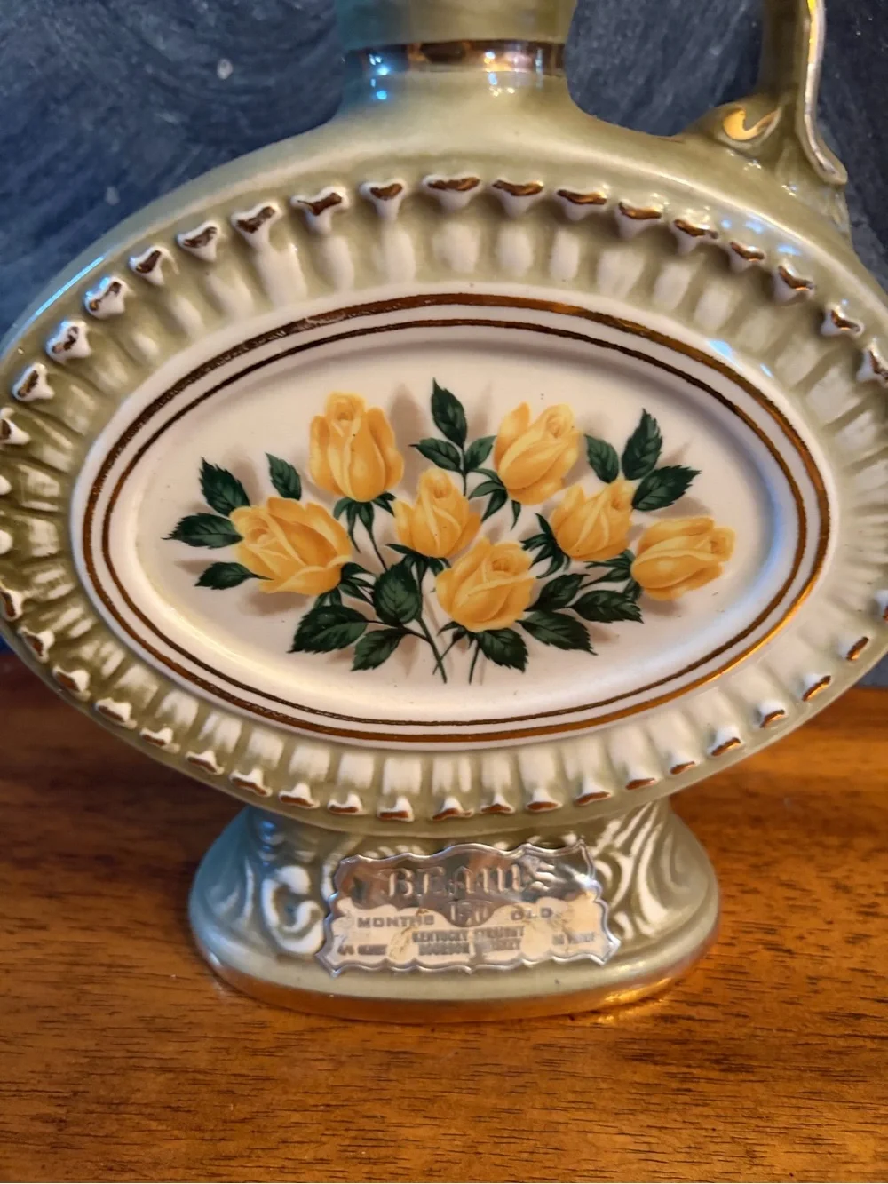 N/A ornate ceramic