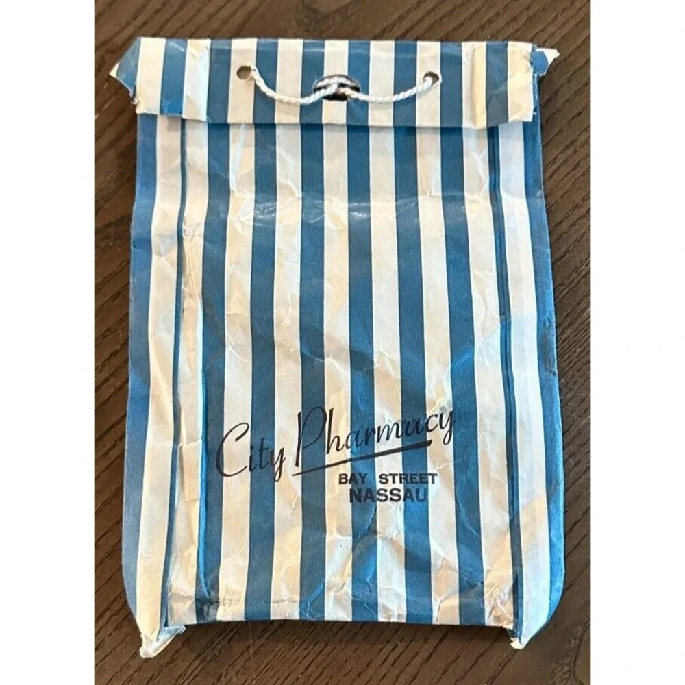 Vintage City Pharmacy Bay Street Nassau Bahamas 9'' x 6.5'' Bag *read* Ephemera‎