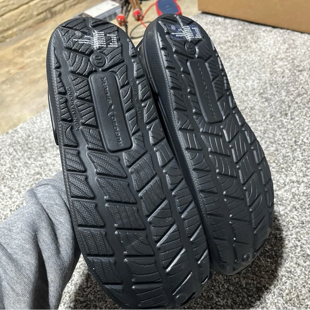 Rugged Shark nwt rugged