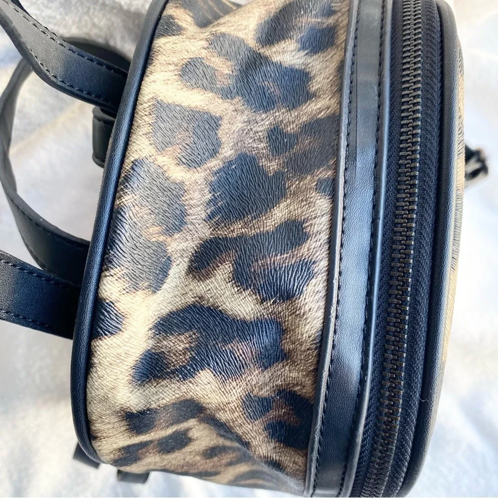 bebe adventurous features