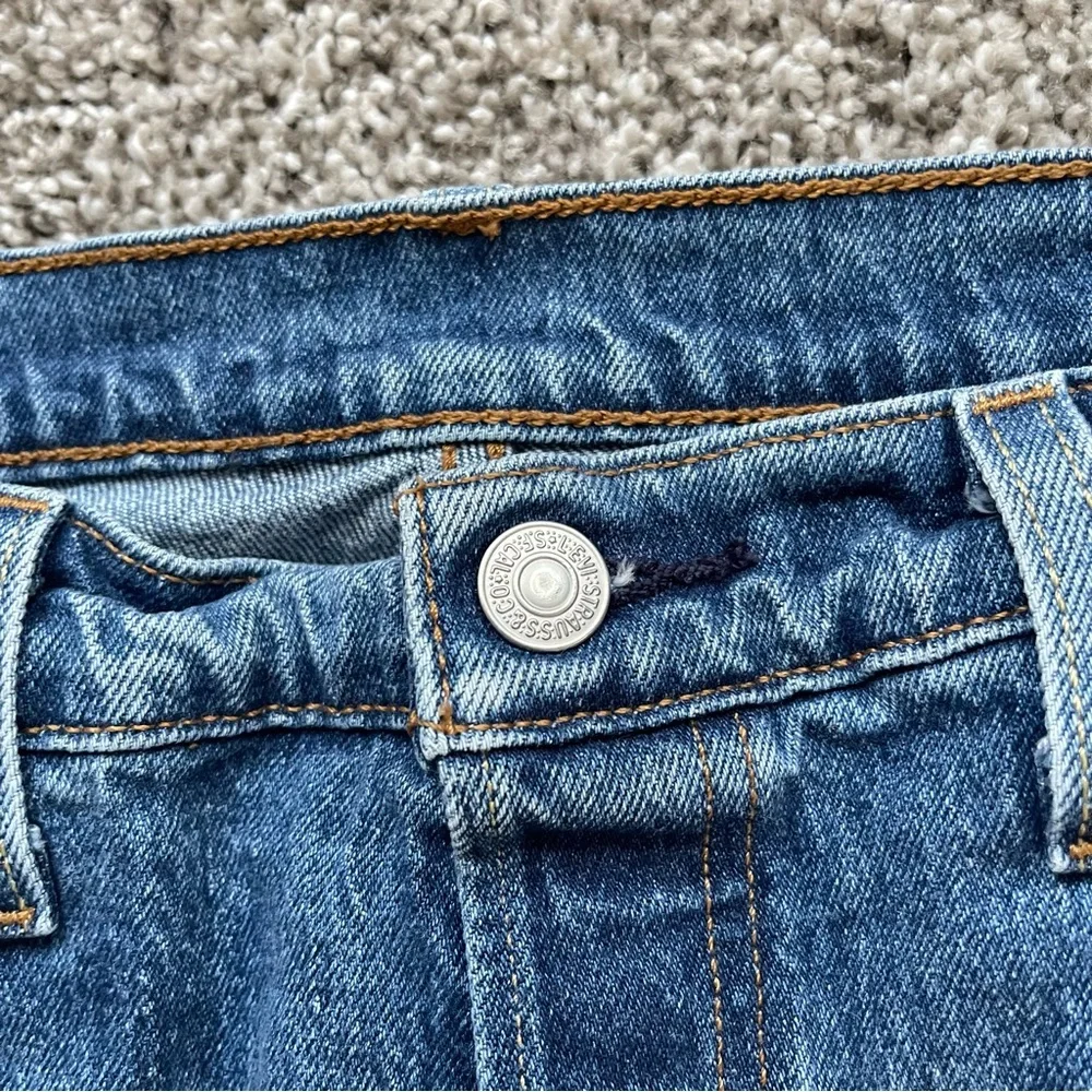 Levis brand levi