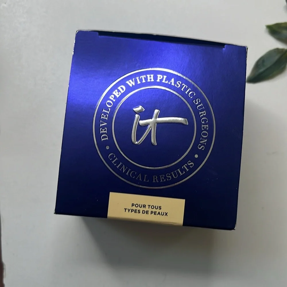 it cosmetics new box