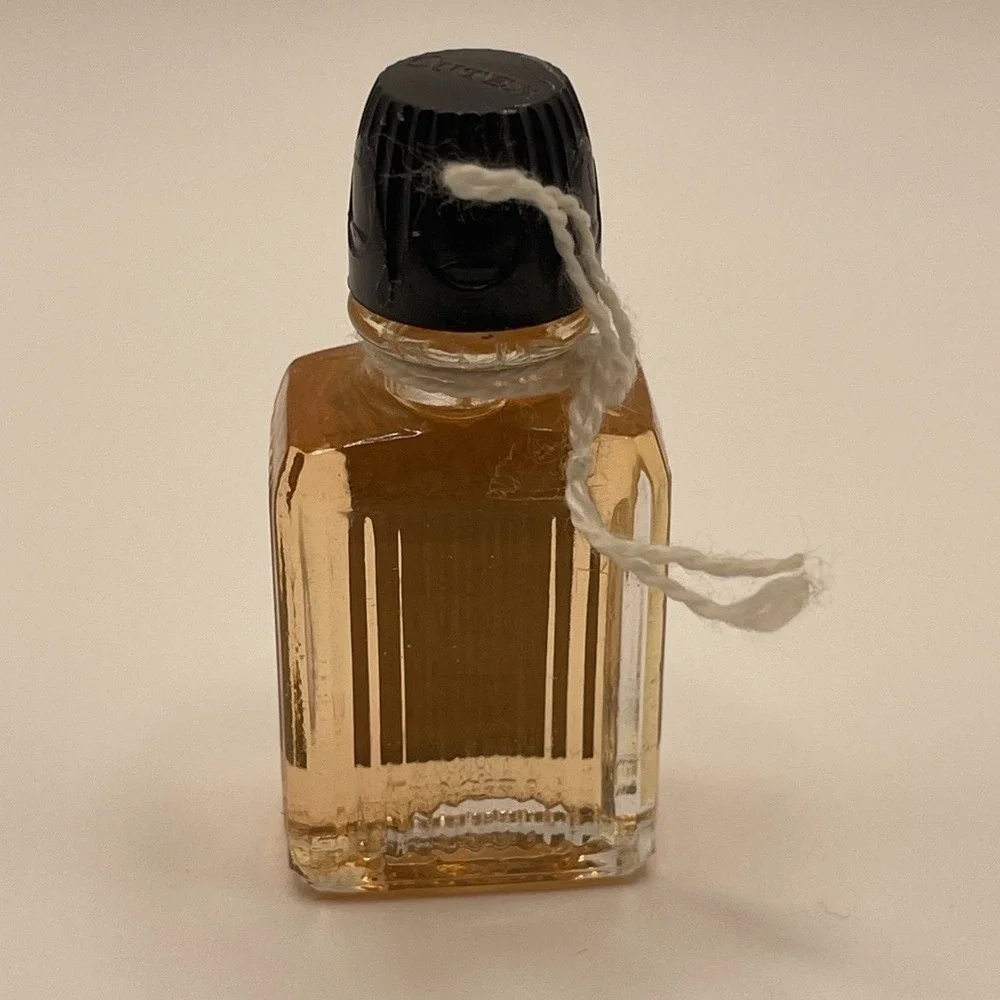 1930s CUTEX CUTICLE OIL Signed Bakelite Top PERSONAL SIZE Vintage 1934 FULL‎ NOS