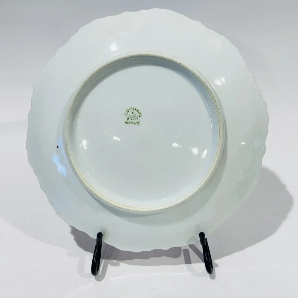 N/A this antique