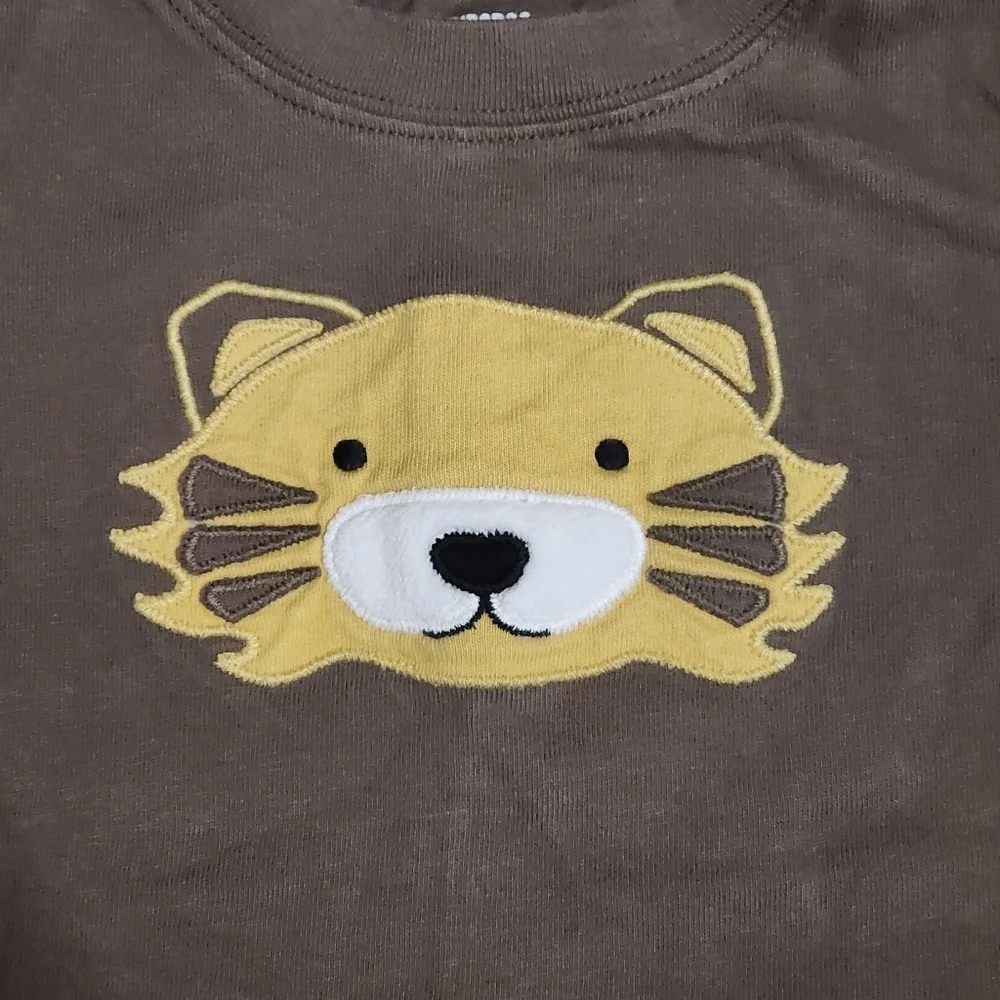 Gymboree style tiger sleeves