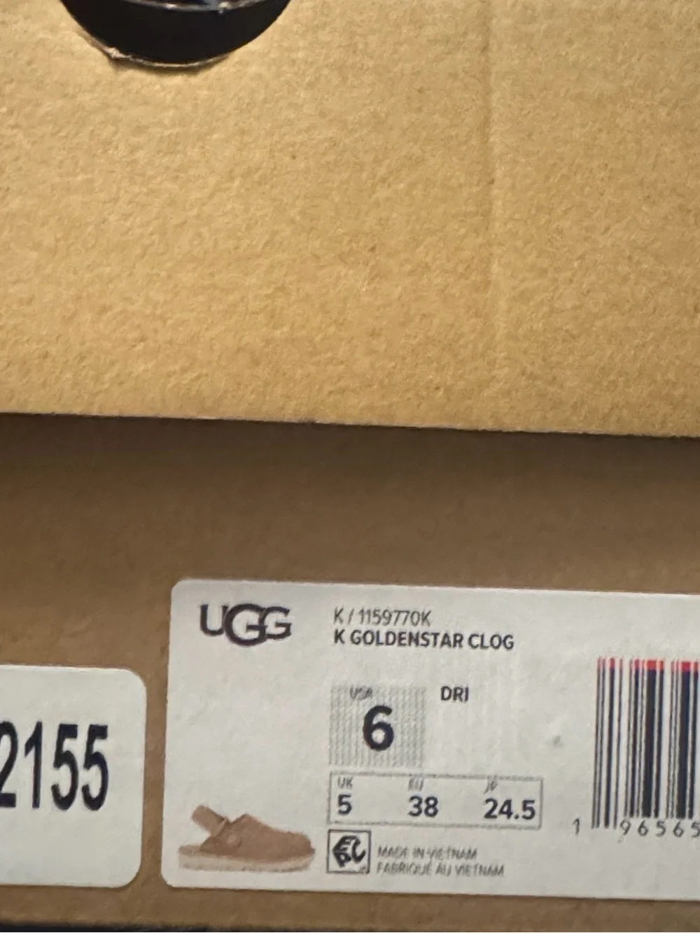 UGG new casual