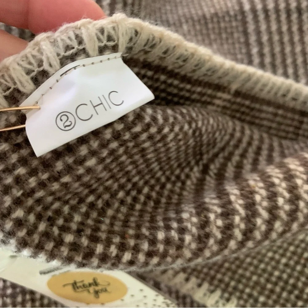 Chic Cozy Soft Neutral Brown Cream Shepard Plaid Cape Blanket Shawl OS