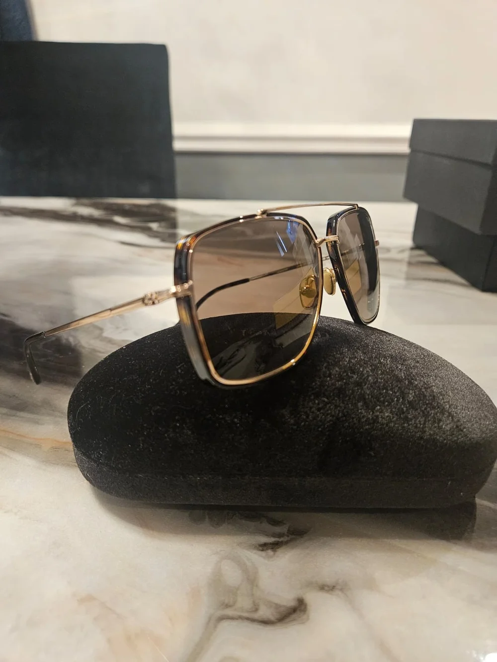 Women's Oversized Brown Gradient Sunglasses