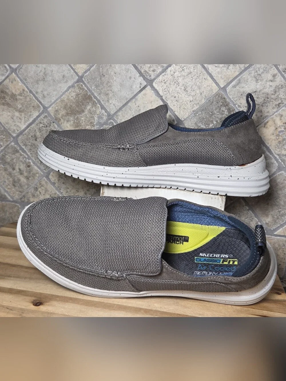 Skechers Men’s Gray Proven Renco Slip-On Casual Loafer Shoes  Sz. 10.5 M