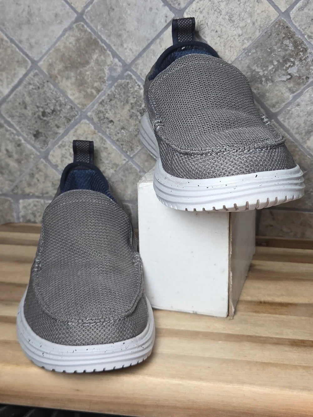 Skechers men’s casual