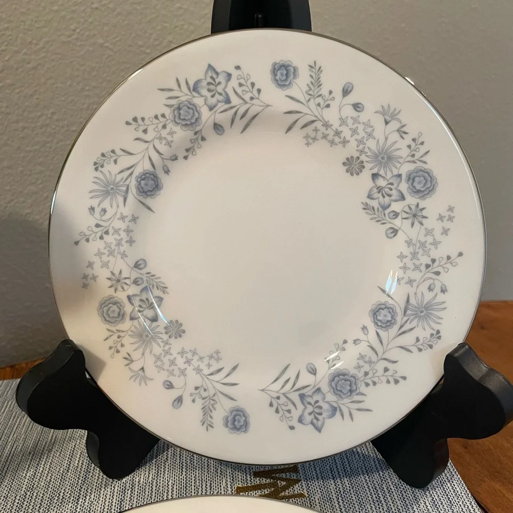 Vintage Wedgwood Belle Fleur Bone China Dessert Plates - 6 inch - Set of 6