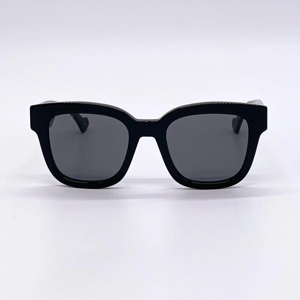 Gucci black square