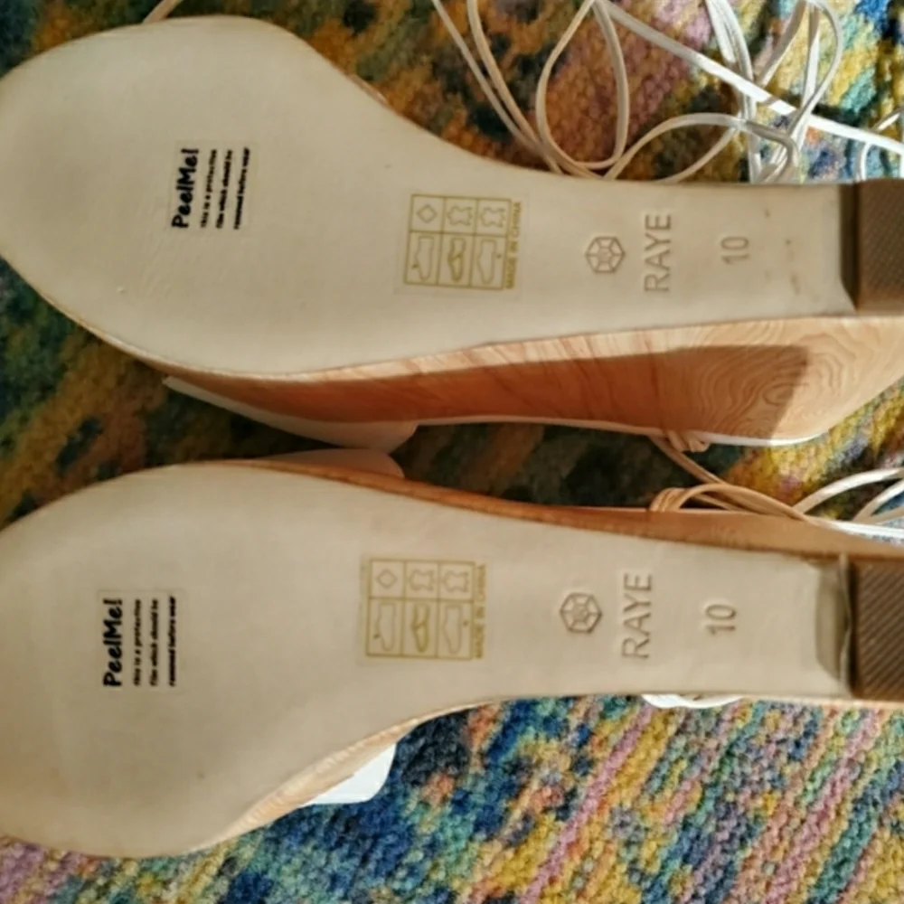 RAYE nib nwt