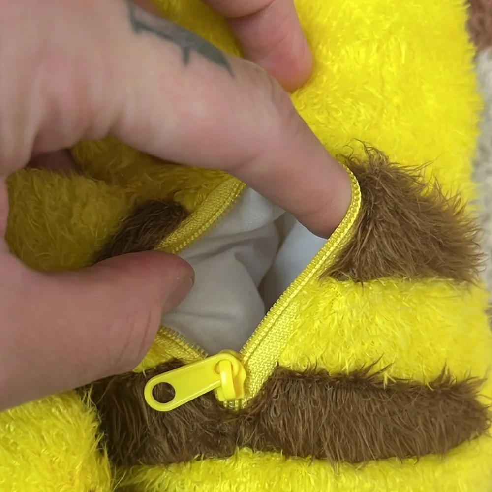 Banpresto Pokémon pikachu stuffed backpack