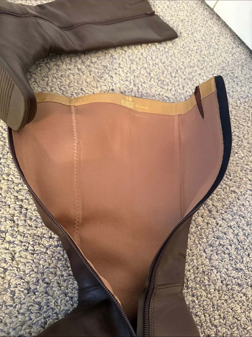 Easy Spirit sleek knee