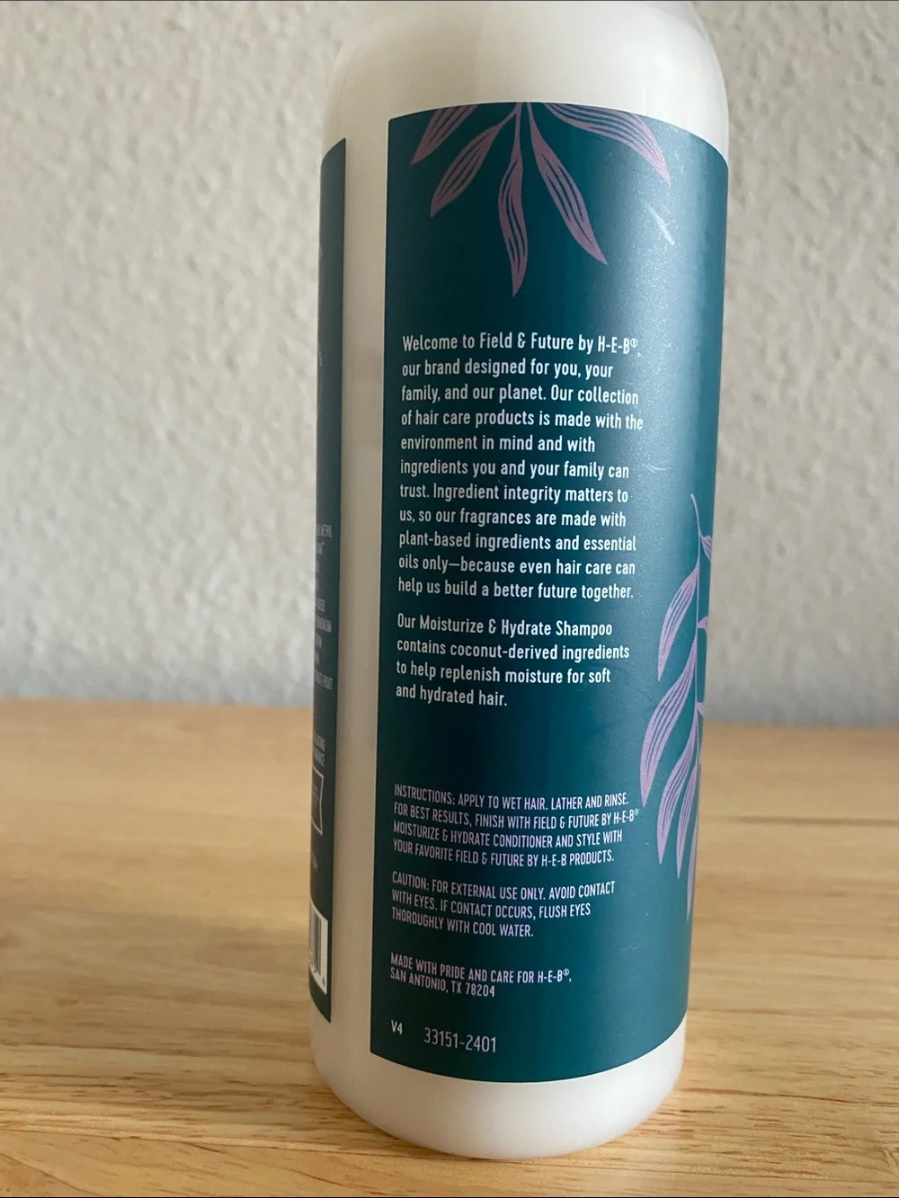 Field & Future by HEB gently cleanse
