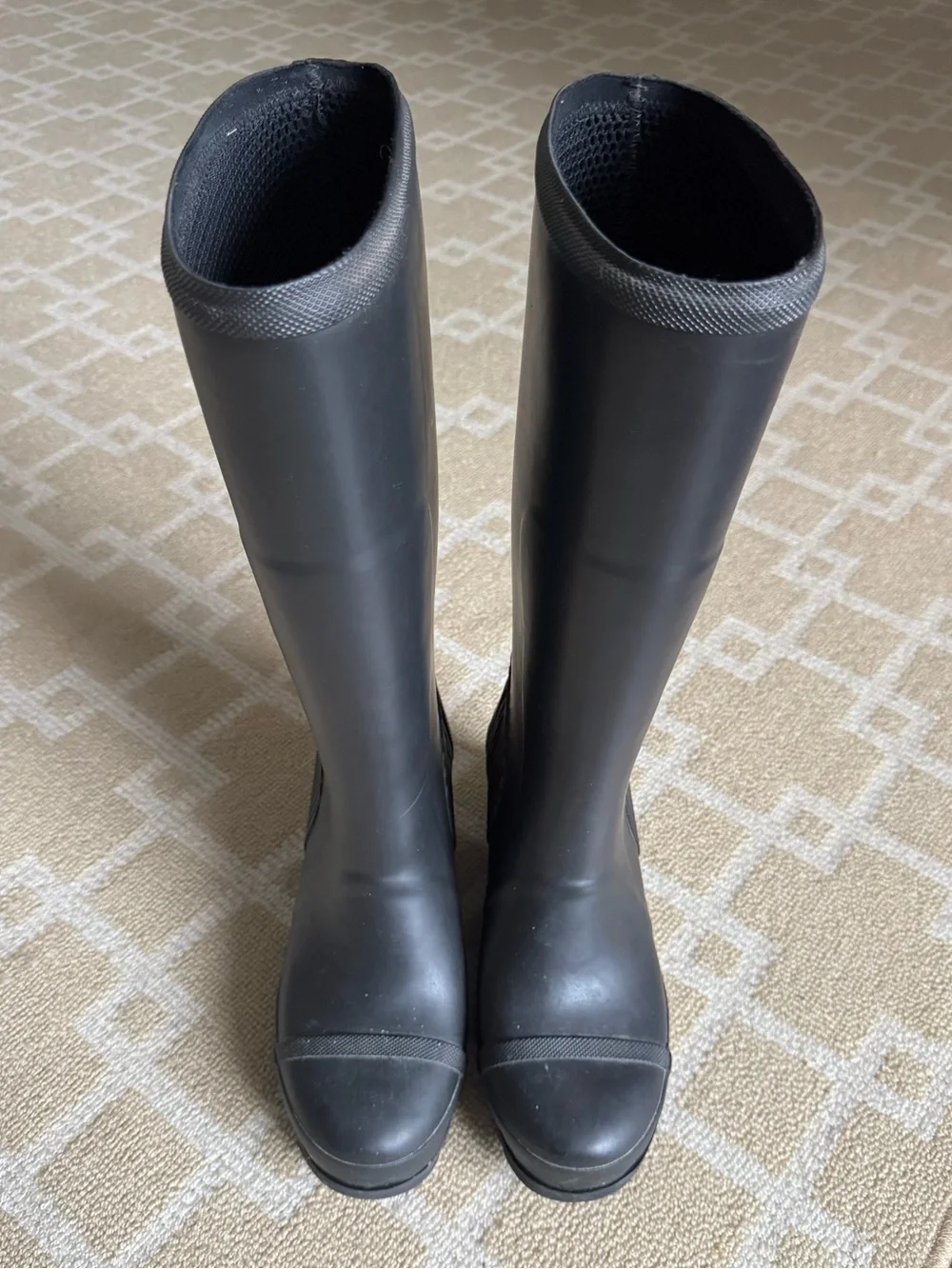 Sorel stay stylish