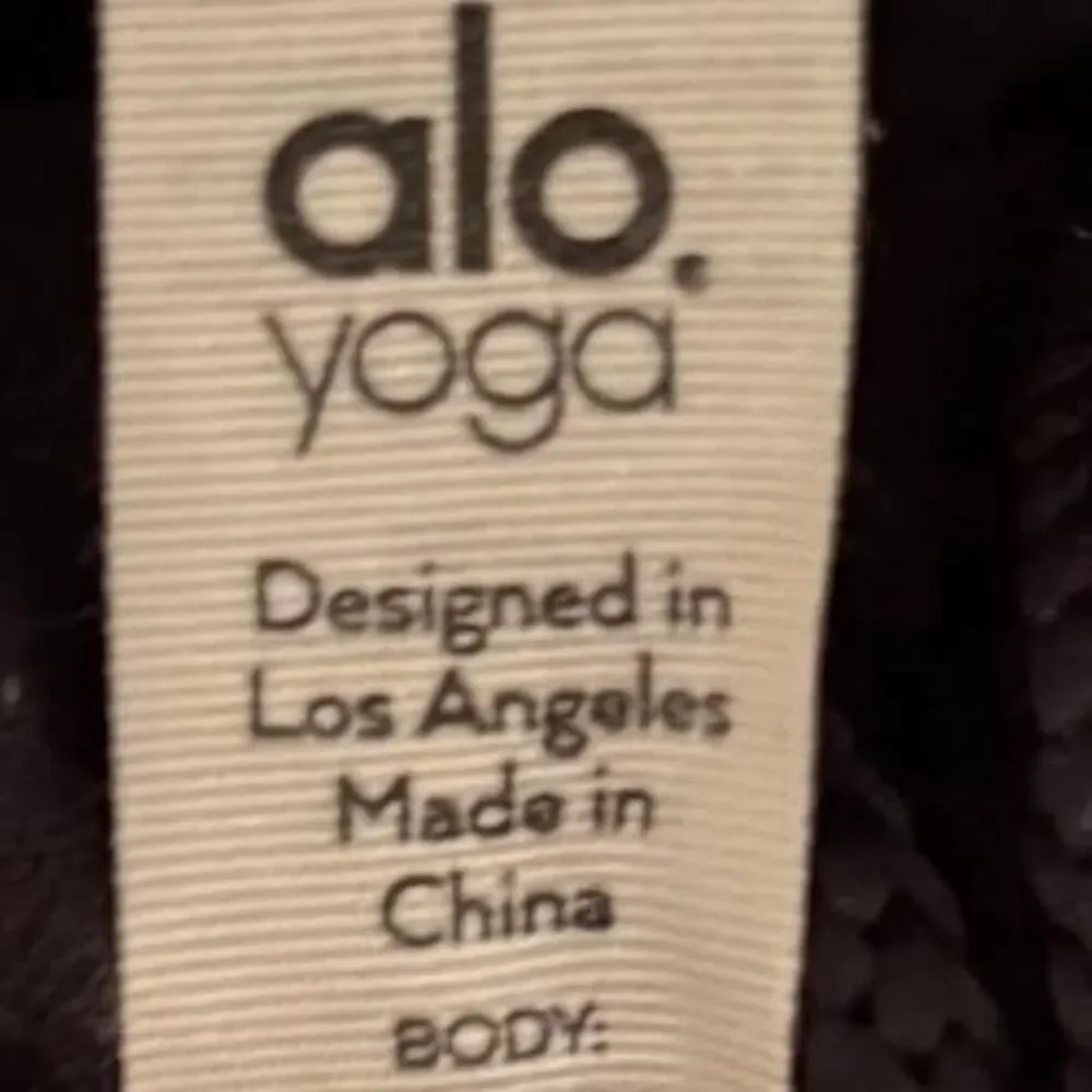 Alo Yoga Courtside Tearaway Snap Pants in Black