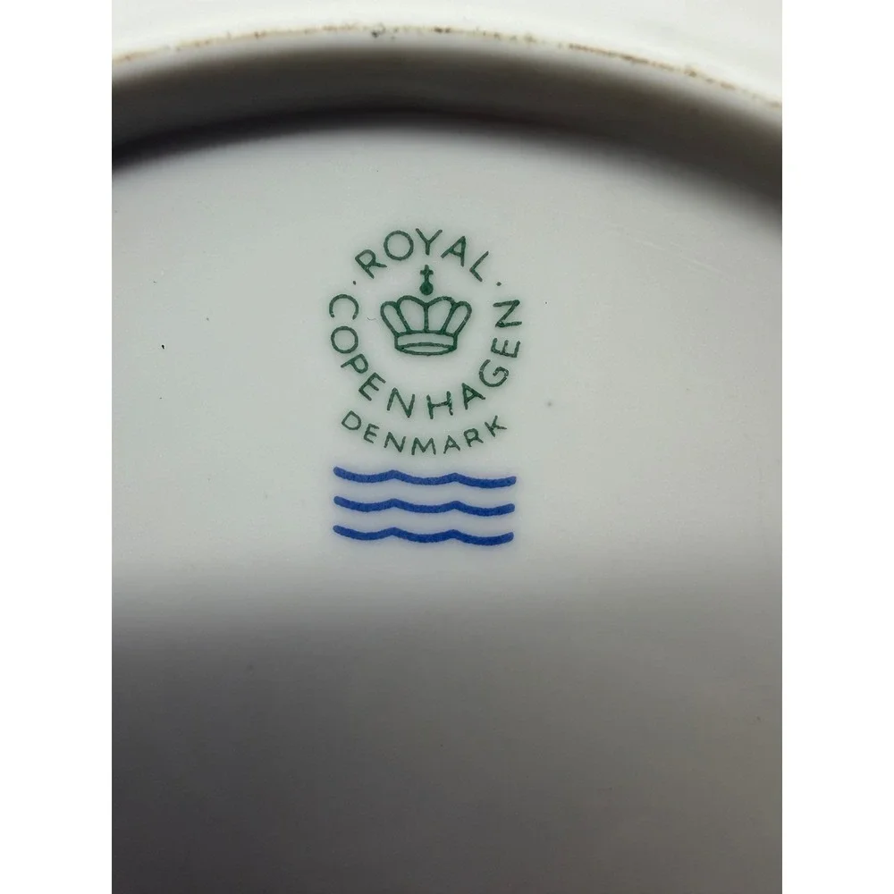 Royal Copenhagen detailing hallmark
