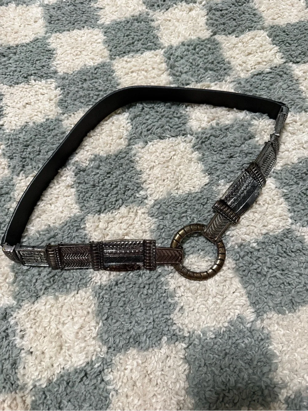 Chico’s black leather women’s belt silver tone links southwestern western Medium