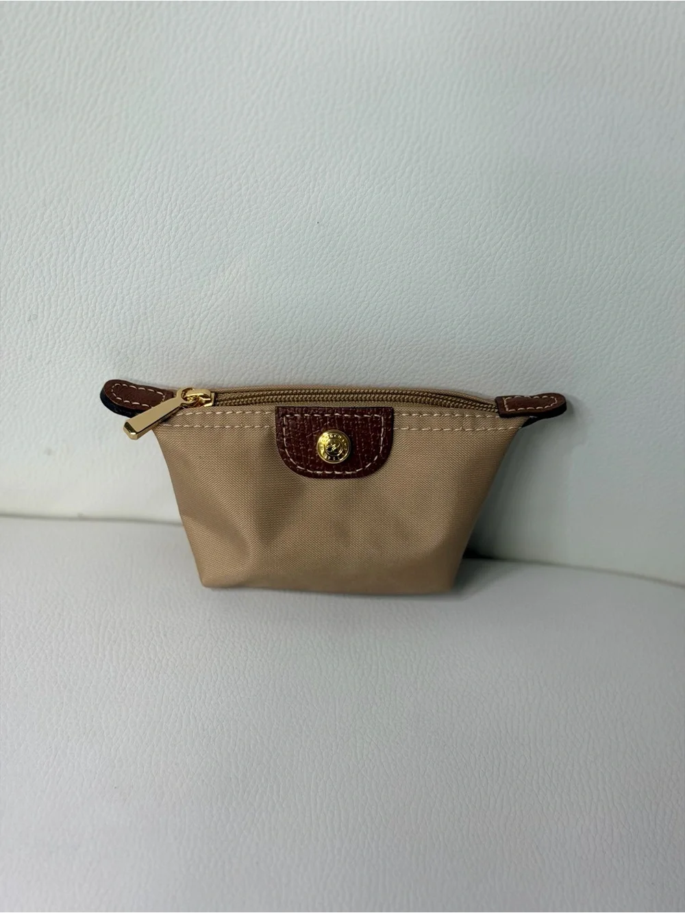 Longchamp closure home
