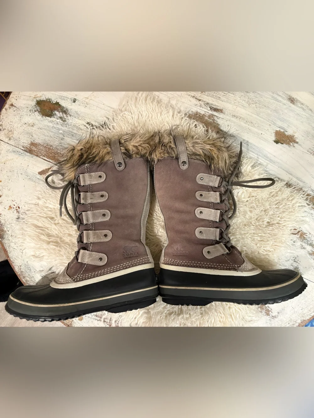 Sorel excellent beautiful