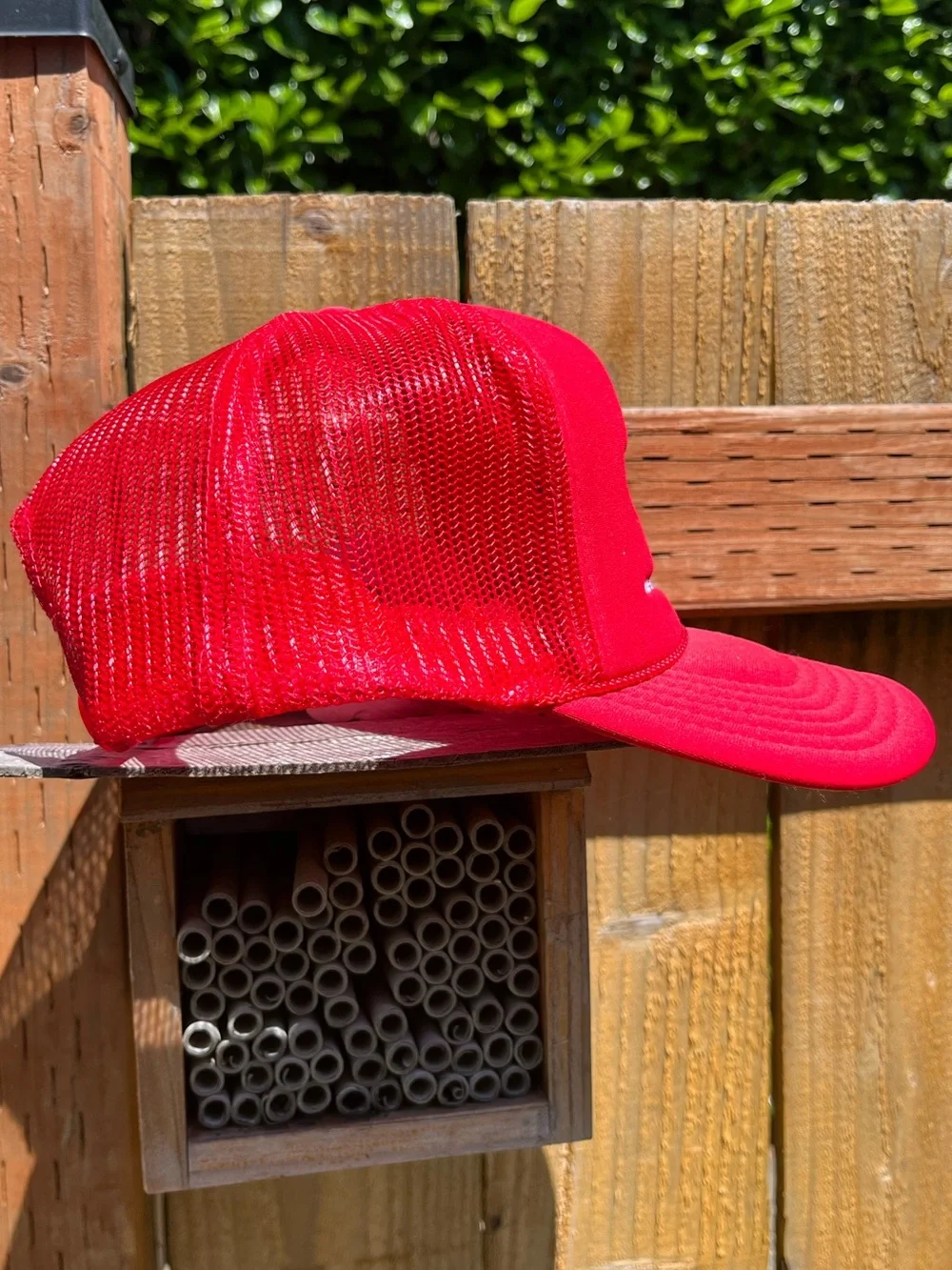 N/A red truckers