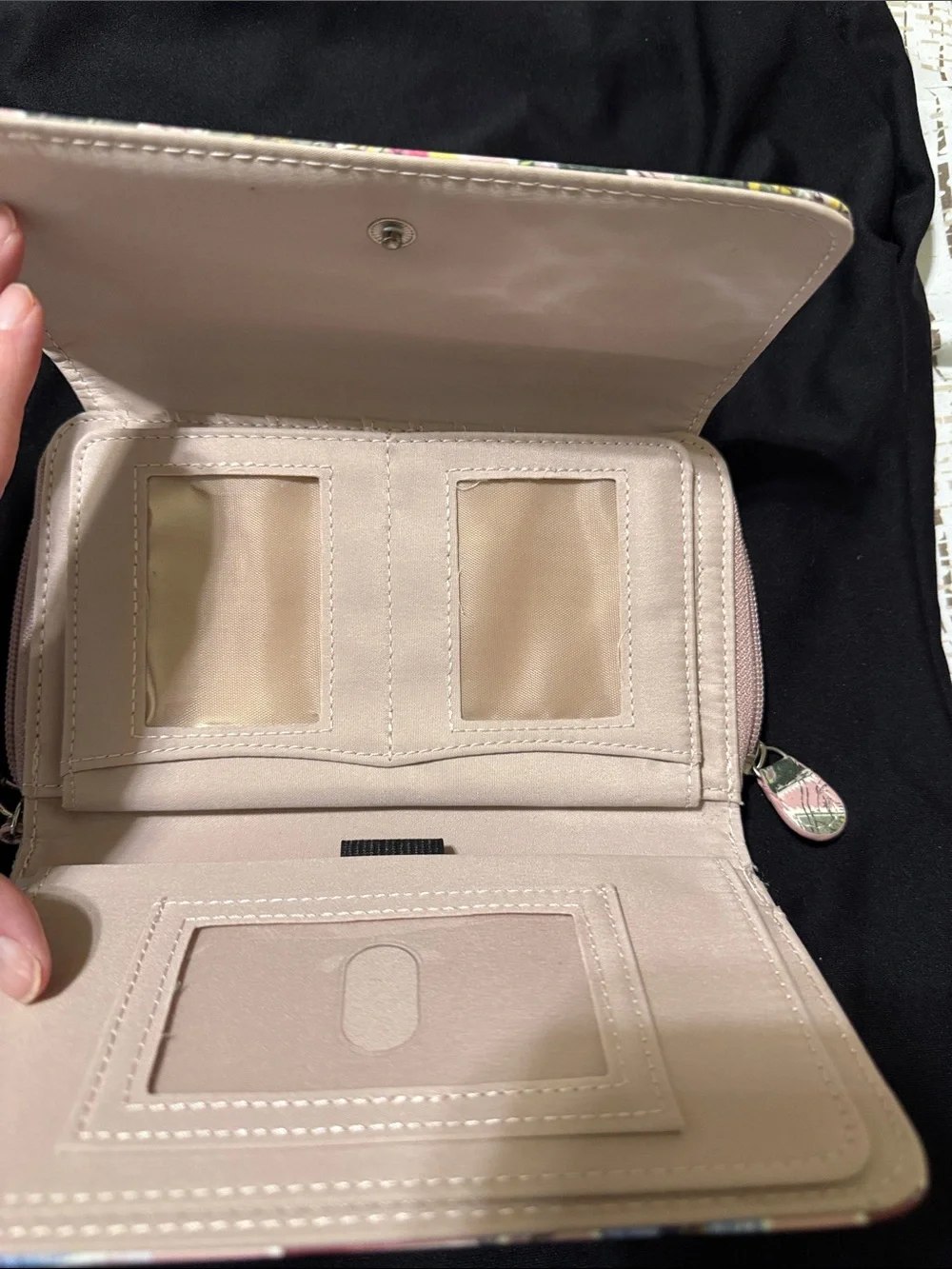 N/A chic wristlet