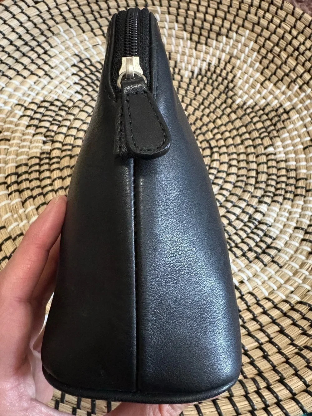 Coach design please clean