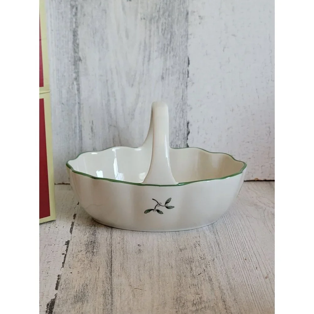 Spode Basket with‎ handle 6