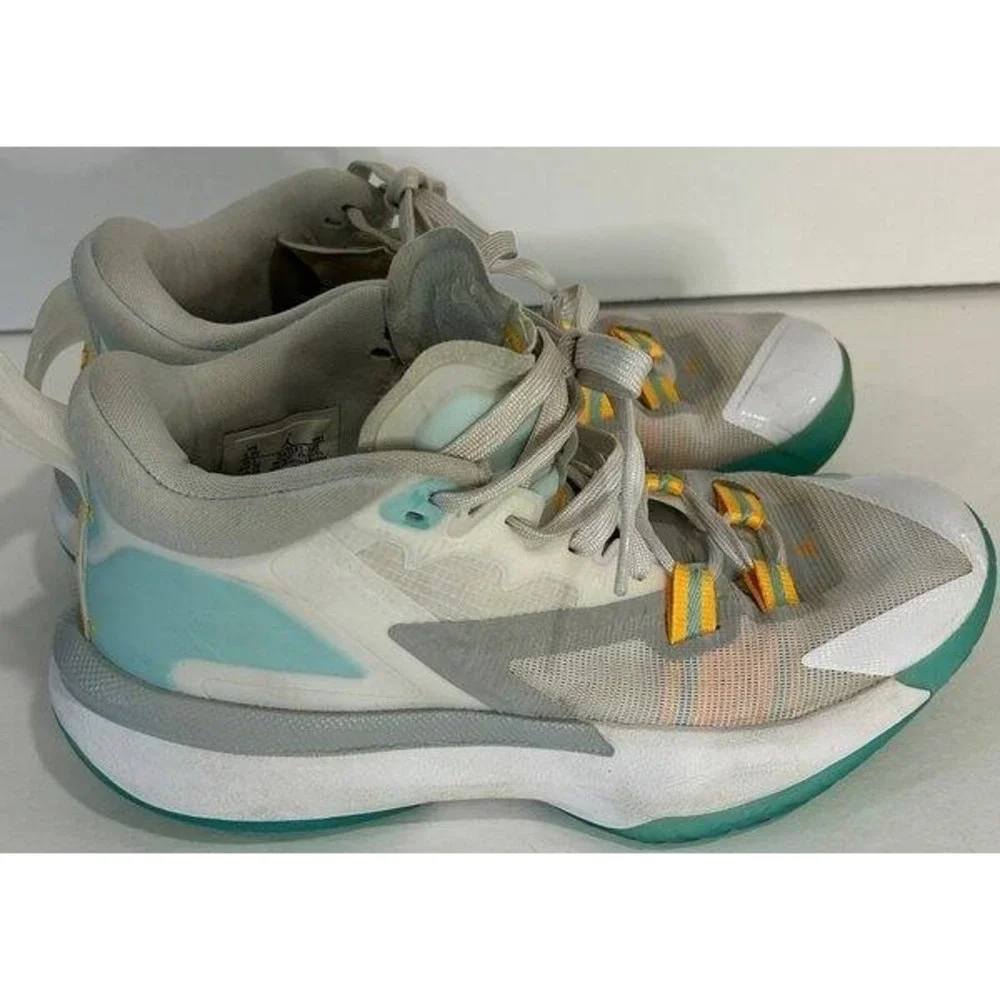 Nike Jordan Zion 1 Boys Basketball Shoes Sneakers DA3131-101 Mens Size 5.5 Y