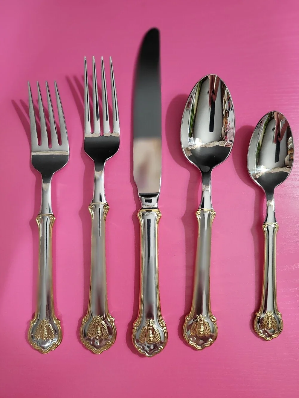 Wallace Napoleon Bee Stainless Gold Accent 5 Piece Flatware Set (1384)
