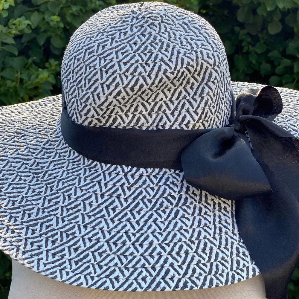 90s Chic Wide Brim Sun Hat Women's Black White Woven Straw Ribbon Bow Summer Hat