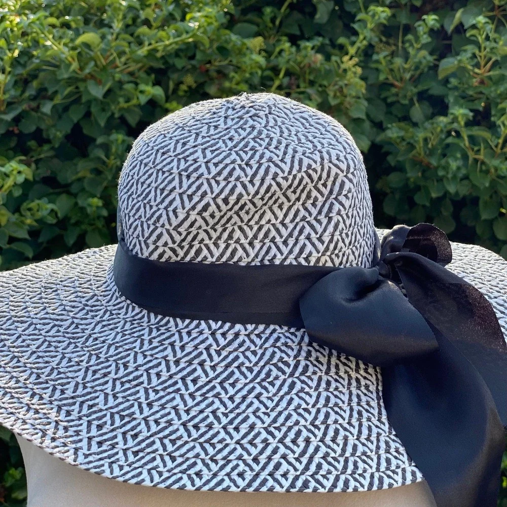 90s Chic Wide Brim Sun Hat Women's Black White Woven Straw Ribbon Bow Summer Hat