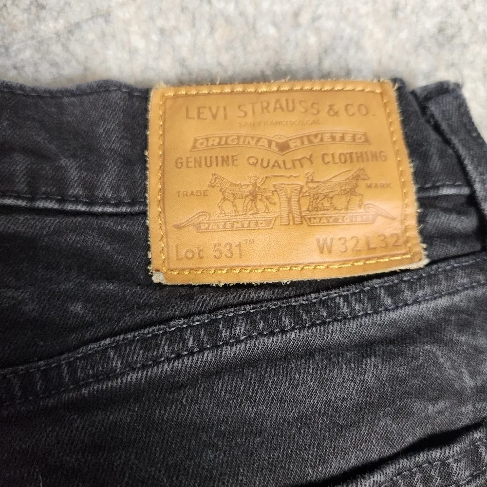 Levis am selling