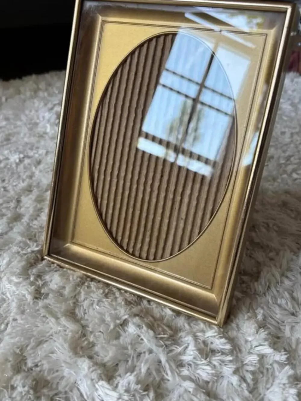 Vintage scoop mat picture frame