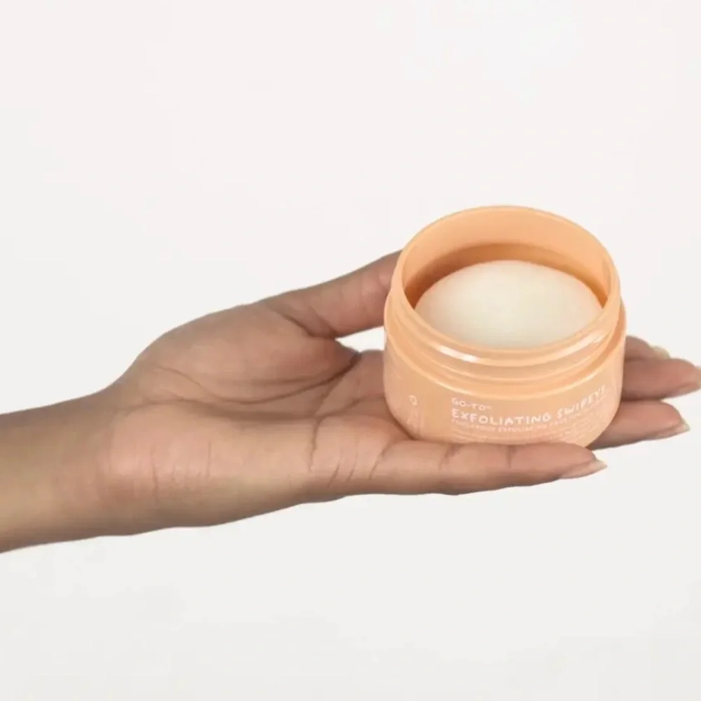 GO-TO | Exfoliating Swipeys